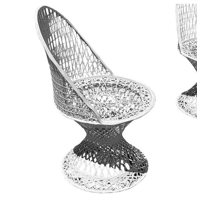 Mid Century Modern Spun Fiberglass Four Chairs & Table Outdoor Patio Set by Russell Woodard, Attributed For Sale - Image 11 of 15