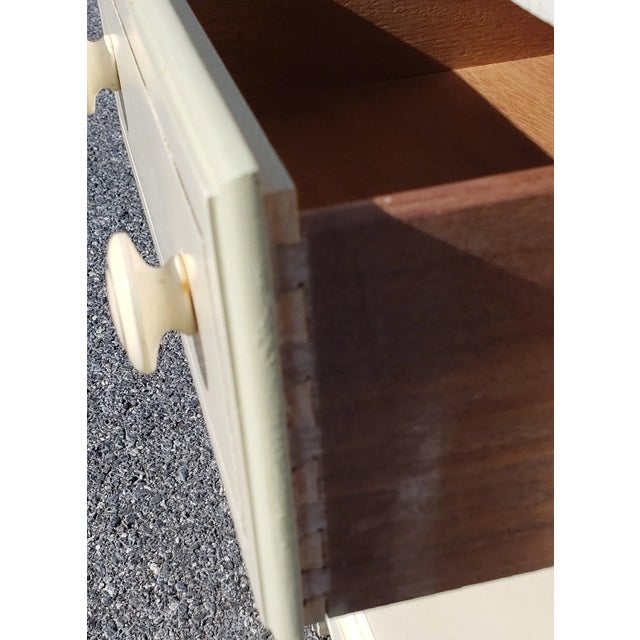 Mid-Century Modern Pair of Mid Century Dixie Furniture Single Drawer Side Tables For Sale - Image 3 of 12