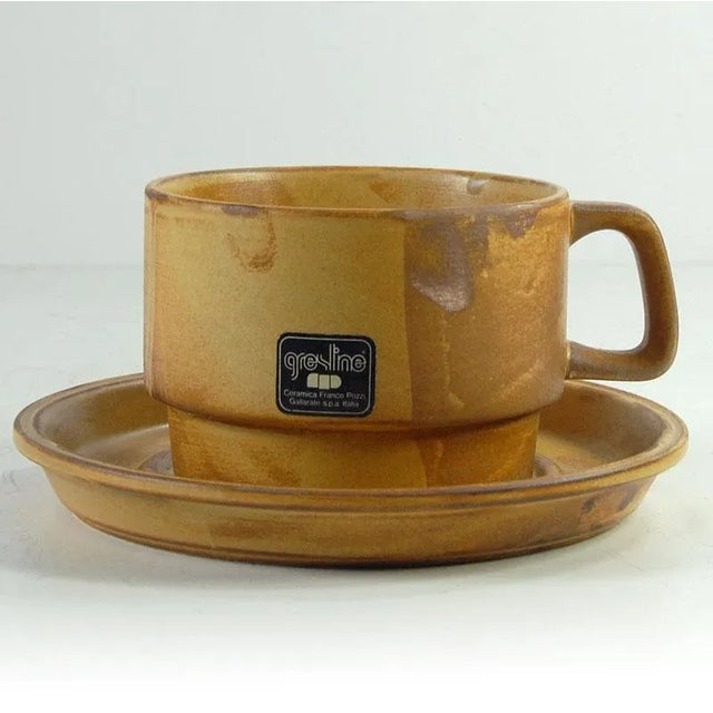 A large Italian cup from the 1970s, from the Ambroggio and Franco Pozzi manufacturers. Part of the Gresline designer line,...