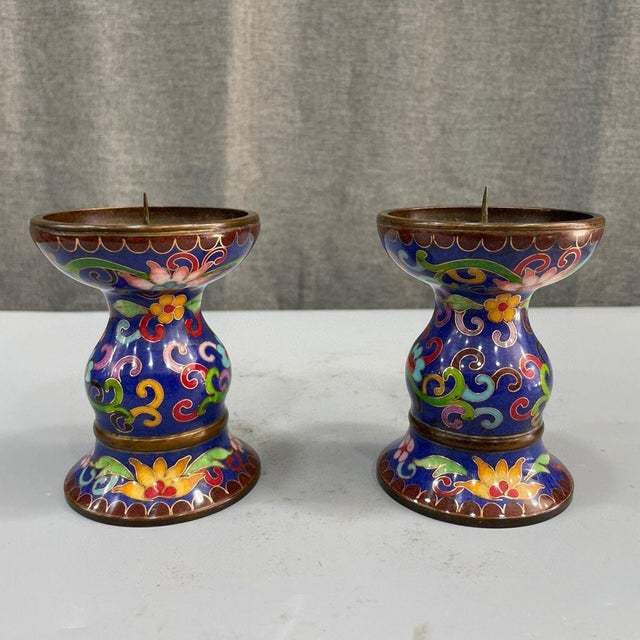 Pair of Vintage Chinese Cloisonné Enamel Candlesticks - 985g For Sale - Image 9 of 9