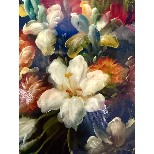 Green Vintage Oval Floral Still Life Oil Painting For Sale - Image 8 of 11
