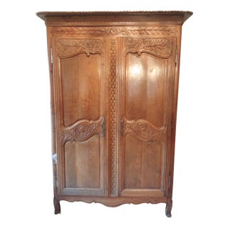 Early 19th Century Norman Oak Wedding Wardrobe For Sale