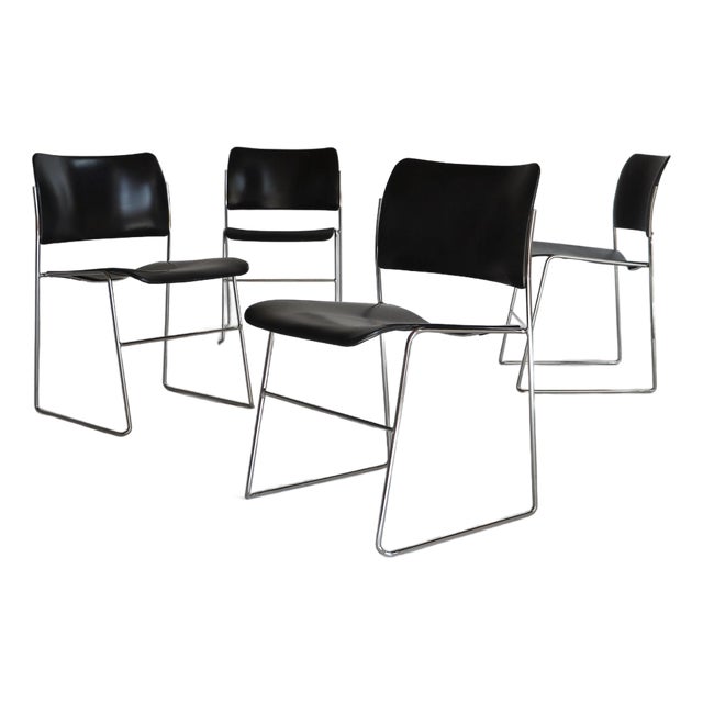 1960s 40/4 Stackable Chair by David Rowland for Gf Furniture - Modernist For Sale