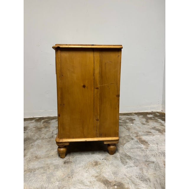 Wood 19th Century English Pine Sideboard For Sale - Image 7 of 9