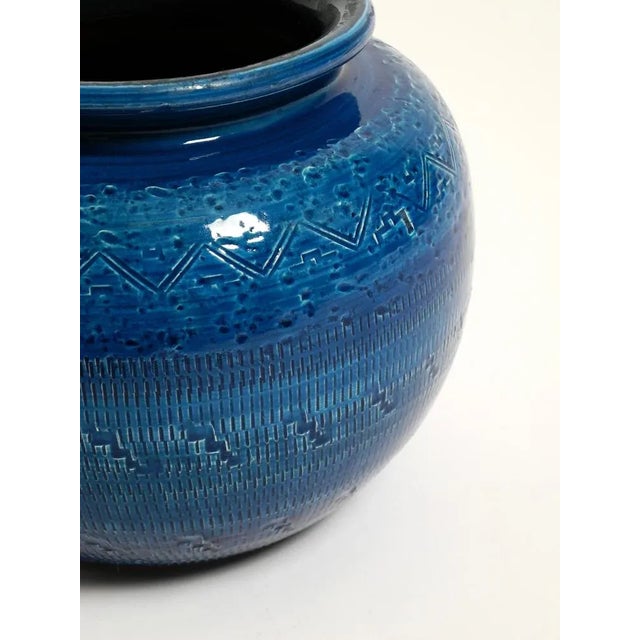 Ceramic Rimini Blu Vase by Aldo Londi for Bitossi, Italy, 1960s For Sale - Image 11 of 16