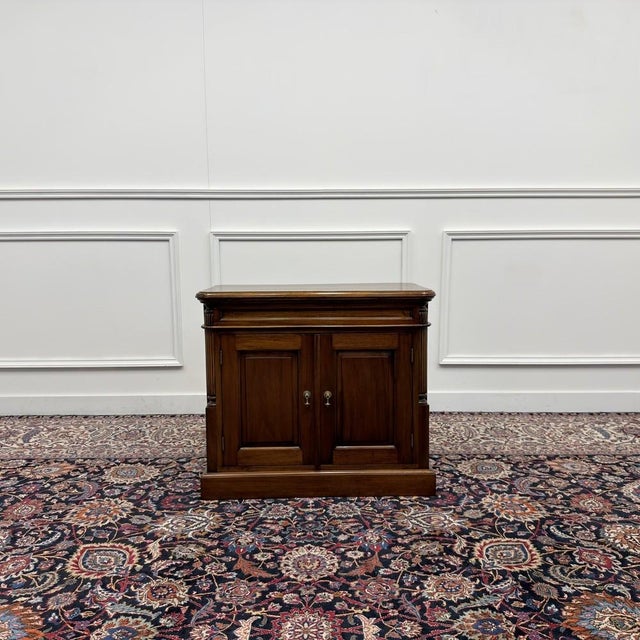 About this Classic mahagony Office Cabinet Sideboard Classic and Elegant | Bookcases and cupboards in all shapes and...