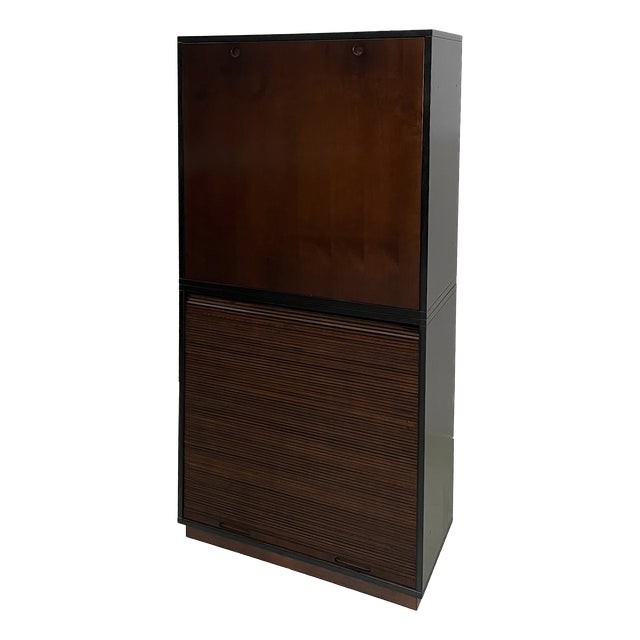 Italian Modern Cabinet by Le Corbusier for Cassina, 1990s For Sale