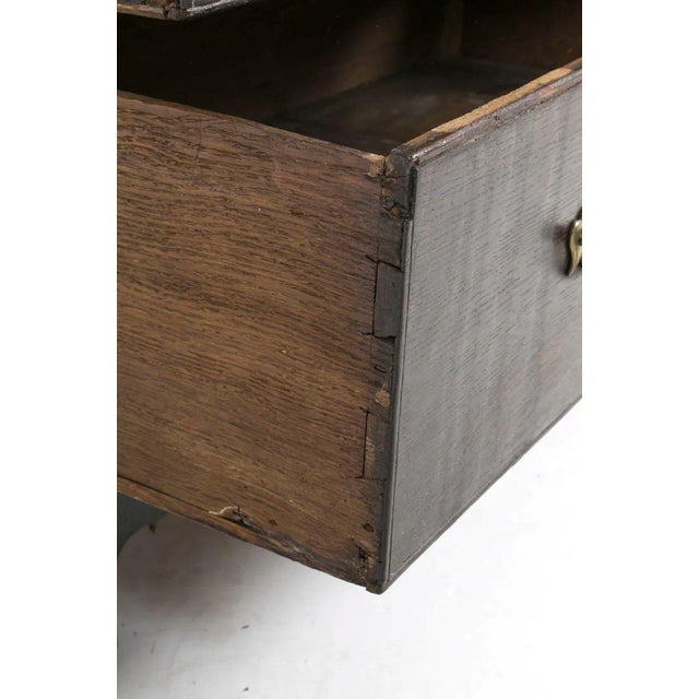 18th Century George III Quartersawn Oak Slat-Front Bureau / Desk For Sale In Houston - Image 6 of 10