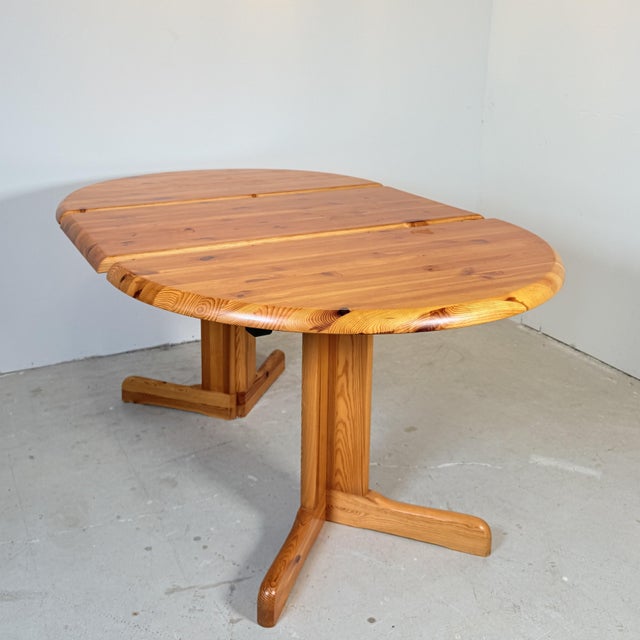 1970s Danish Style Oval Extendable Pine Dining Table, 1970s For Sale - Image 5 of 12