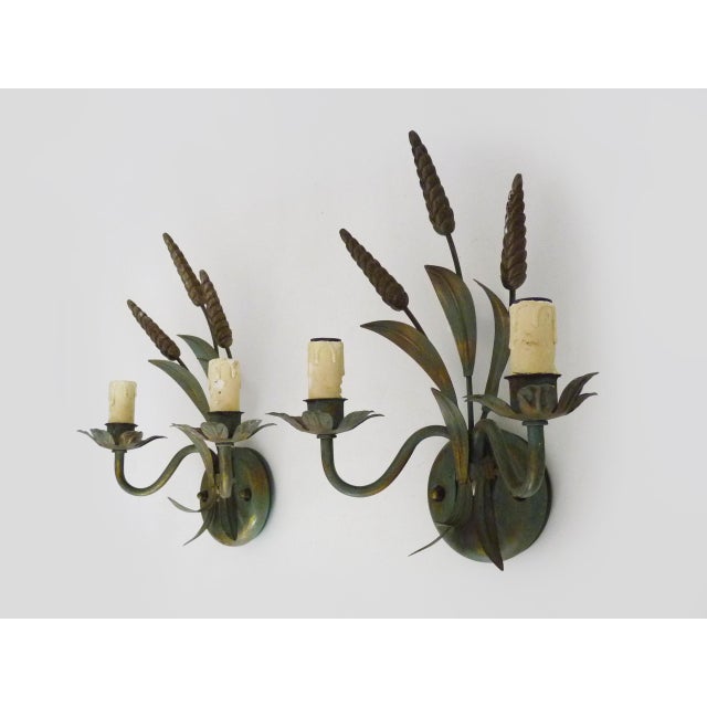 Vintage Wheat Sheaf Wall Sconces in Gold and Green Metal, 1980s, Set of 2 For Sale - Image 3 of 10