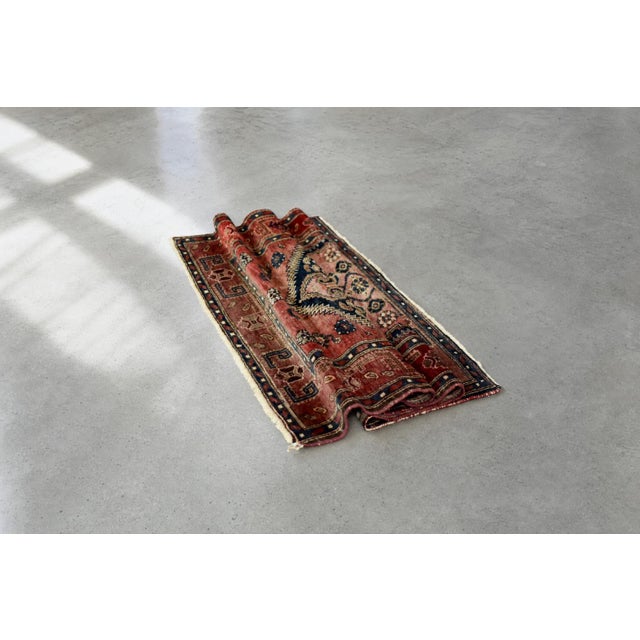 Vintage Hand-Woven Oriental Rug in Wool, 1960s For Sale - Image 3 of 18