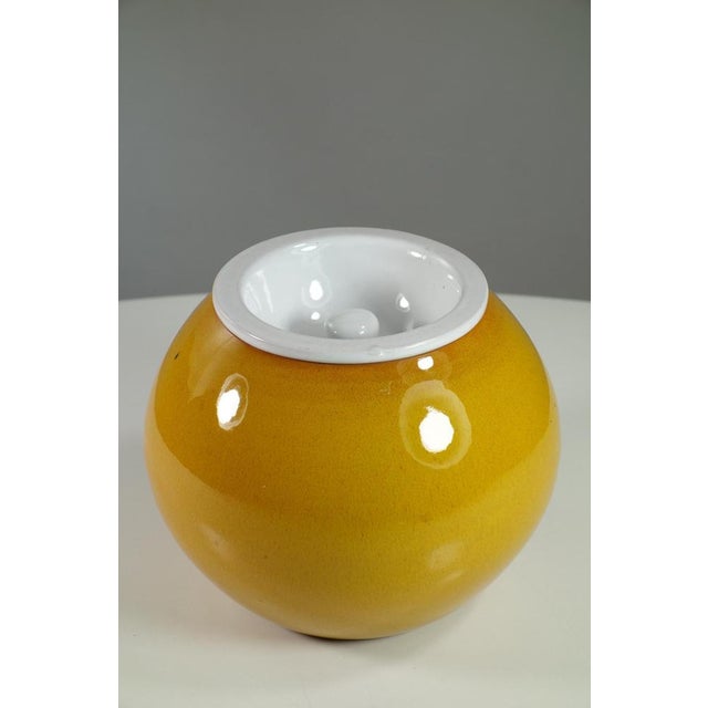 Pino Castagna Italy, 1970 Sculpture Ashtray White and Mustard Yellow Ceramic Artist Sign under the base Perfect condiction...