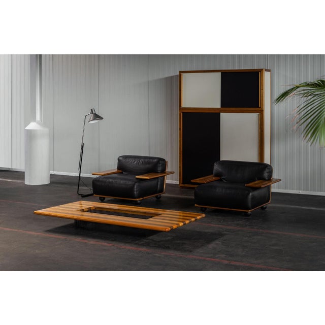 Very nice large sized coffee table by mario marenco and manufactured by mobil girgi, italy 1975. Fantastic low and large-...