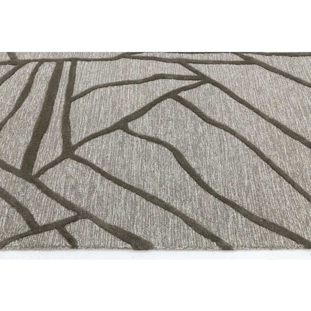 Textile Modern Hand-Tufted Wool Rug Abstract Geometric Linear Design – Greige & Charcoal For Sale - Image 7 of 10