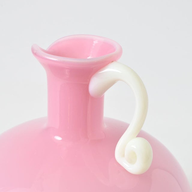 1960s Vintage Italian Pink Opaline Glass Vase, 1960s For Sale - Image 5 of 9