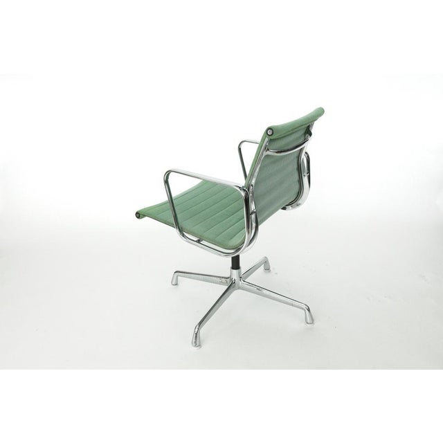 EA 108 Swivel Dining Chair with Aluminium Frame by Charles and Ray Eames for Herman Miller / Vitra, 1970s For Sale - Image 6 of 18