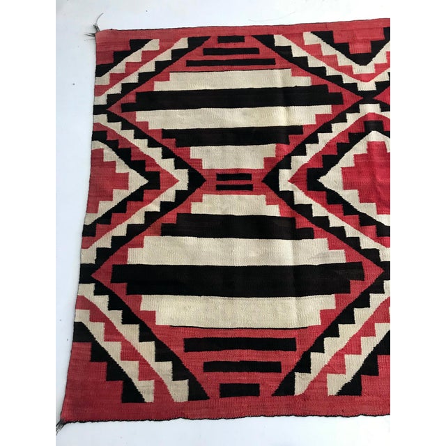 Late 19th Century Antique Navajo Chief Blanket For Sale - Image 5 of 12