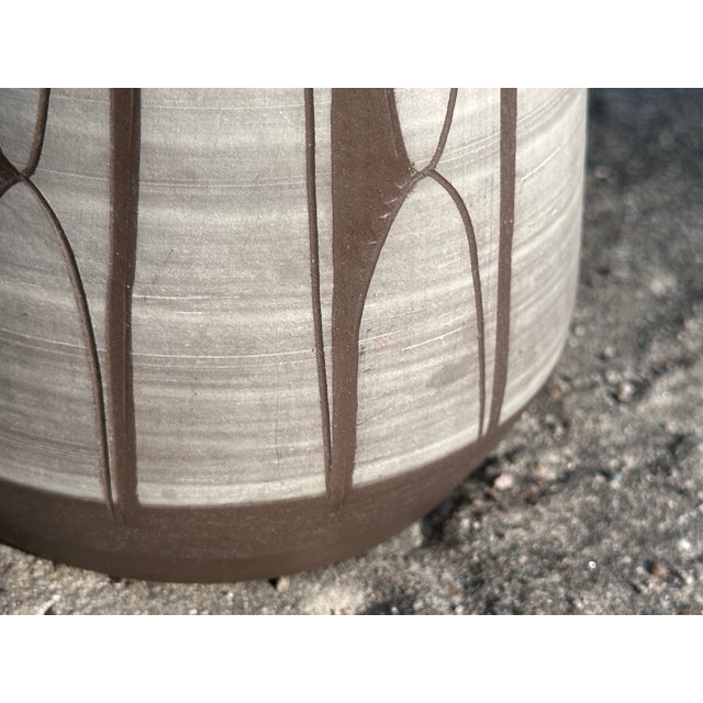 1960s Studio Ceramic Vase with Sgraffito Decoration by Johannes Andreas Urban, Germany, 1960s For Sale - Image 5 of 17