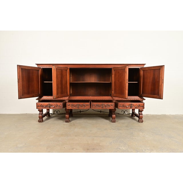Early 20th Century Antique Spanish Renaissance Revival Monumental Ornate Carved Walnut Sideboard or Bar Cabinet For Sale - Image 5 of 15