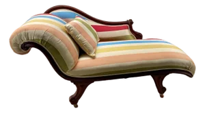 Antique Victorian Rococo Revival Chaise Longue / Méridienne (C. 1860–1890) – Restored Mahogany, Silk Upholstery