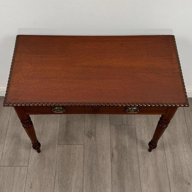 2000 - 2009 Early 20th Century English Mahogany Writing Table For Sale - Image 5 of 13