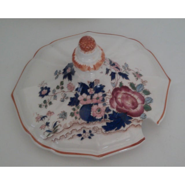 1970s Royal Sealy Japan Covered Soup Tureen With Ladle Ceramic, Blue & Red Chinoiserie Pattern 4 Pieces For Sale In Dallas - Image 6 of 18