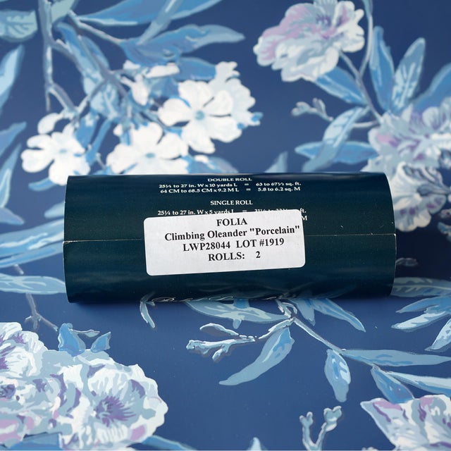 Late 20th Century Deadstock Ralph Lauren Vinyl Wallpaper- Climbing Oleander in Porcelain For Sale - Image 13 of 13