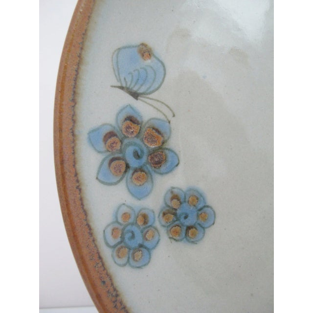 Incredibly sweet Vintage Ken Edwards Mexican pottery, dinner or charger plate from the El Palomar studio in Tonalá,...