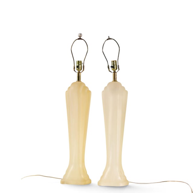Mid-Century Modern Mid 20th Century Paolo Gucci Mid Century Frosted Resin Table Lamps - Pair For Sale - Image 3 of 10