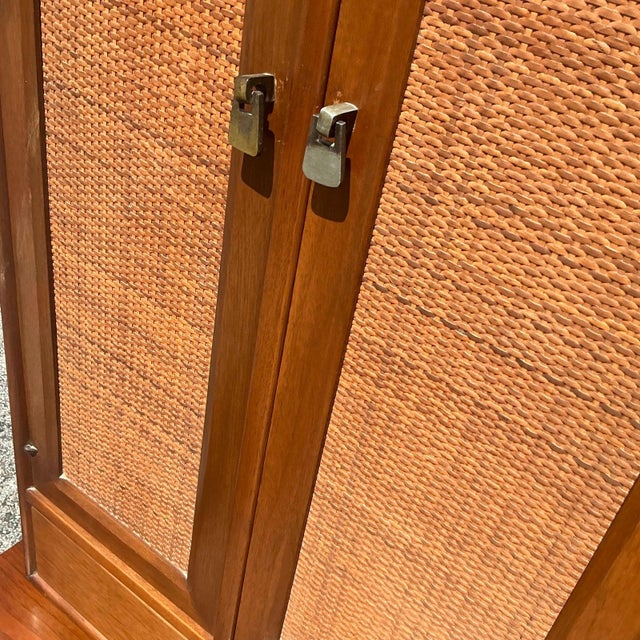 Wood Vintage Mid Century Modern Ramseur Seagrass China Cabinet For Sale - Image 7 of 8