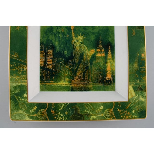 Rosenthal Square Porcelain Statue of Liberty Dish from Rosenthal, 1970s For Sale - Image 4 of 6