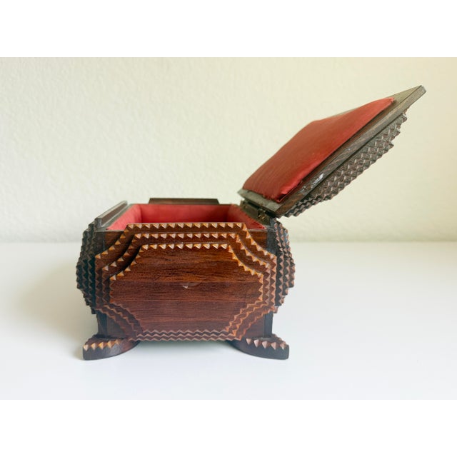 Antique Tramp Art Box With Scalloped Corners For Sale - Image 11 of 16