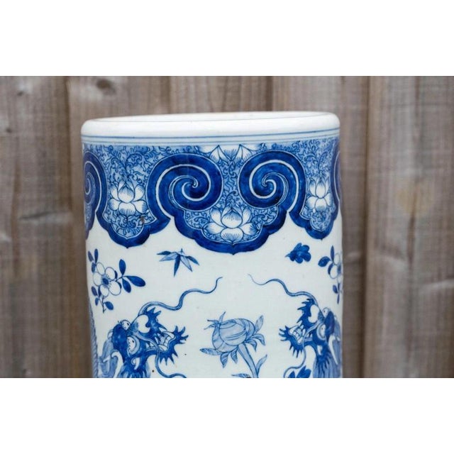 Large 19th Century Chinese Qing Blue and White Twin Dragon Porcelain Vase For Sale - Image 15 of 18