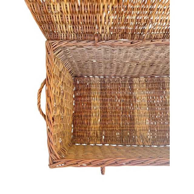 Antique English Wicker Storage Trunk Chest With Hinged Lid | Early 20th Century For Sale - Image 6 of 18