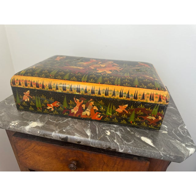 1920s 1920s Kashmir Hand Painted Paper Mache Box For Sale - Image 5 of 10