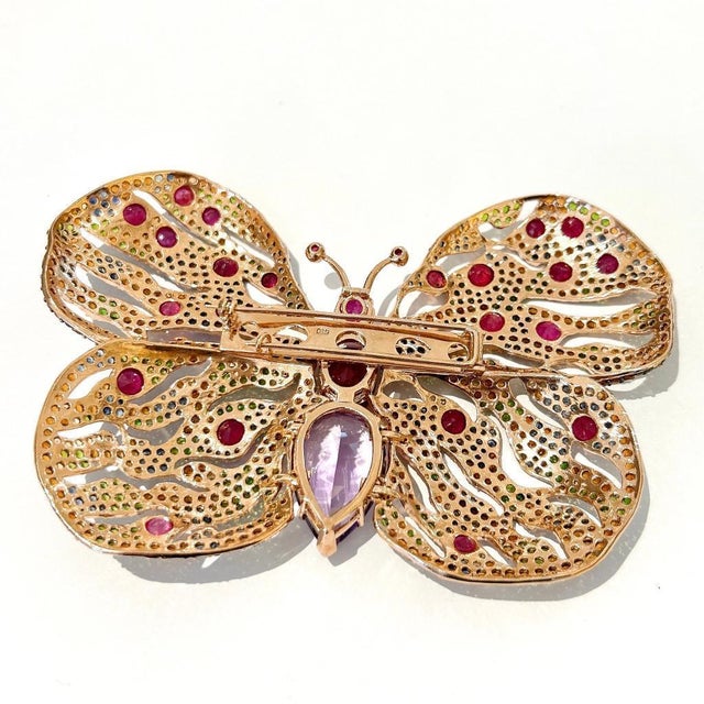Traditional Bochic "Orient" Ruby & Multi Fancy Sapphires Brooch in 18K Gold & Silver For Sale - Image 3 of 18