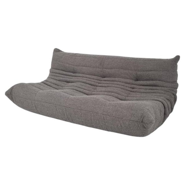 Togo 3-Seater Sofa in Grey Bouclé from Ligne Roset For Sale - Image 3 of 7