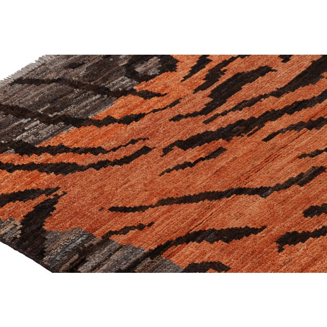 Rug & Kilim’s Contemporary Tiger Skin Rug in Orange With Black and Brown Stripes For Sale In New York - Image 6 of 7