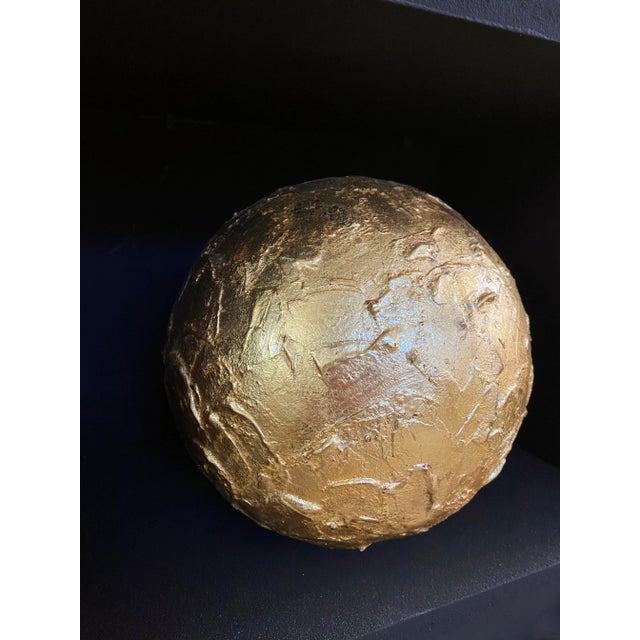 2020s Chinese Papier-Mâché Golden Sphere (8,30 In) For Sale - Image 5 of 6