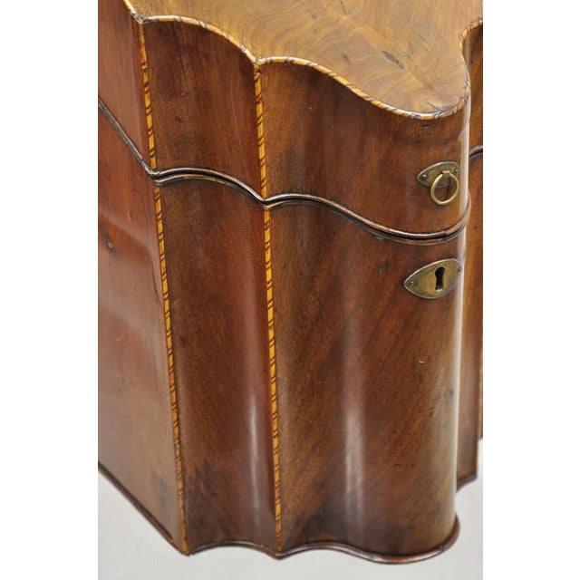 Antique George III Georgian Mahogany & Satinwood Inlay Buffet Knife Box For Sale In Philadelphia - Image 6 of 11