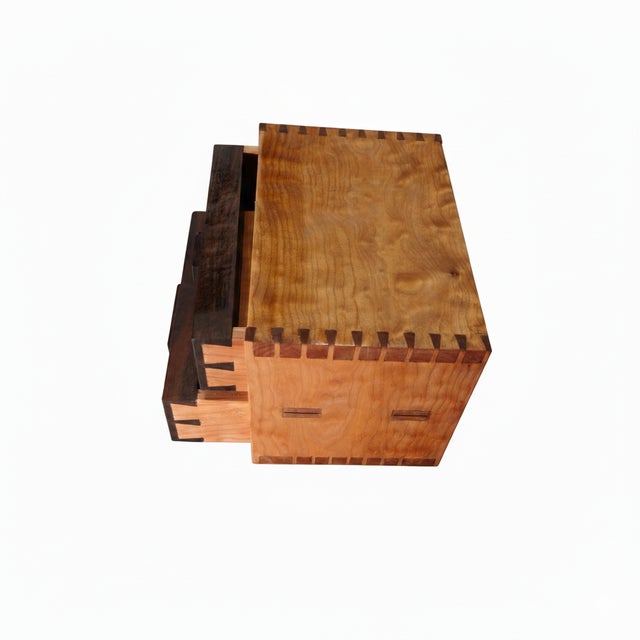 Handmade Two-Drawer Dovetailed Box by Giuseppe Deepak Benti For Sale - Image 4 of 5