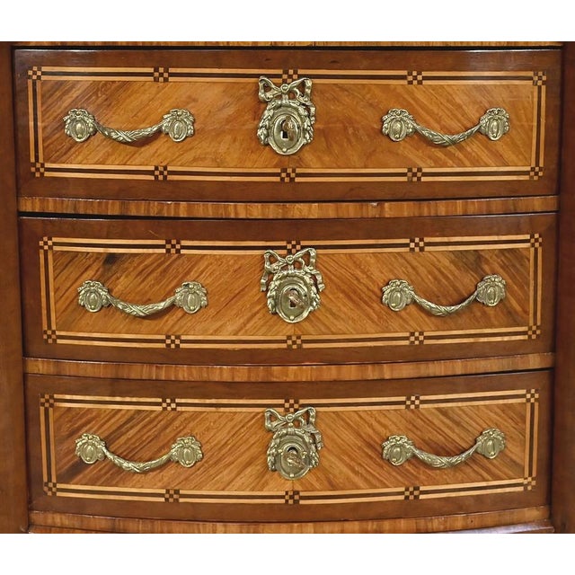 Louis XIV Wooden Rognon Dresser For Sale - Image 10 of 18