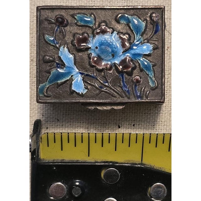 Silver Antique Chinese Export Enamel Floral Snuff Box For Sale - Image 8 of 8