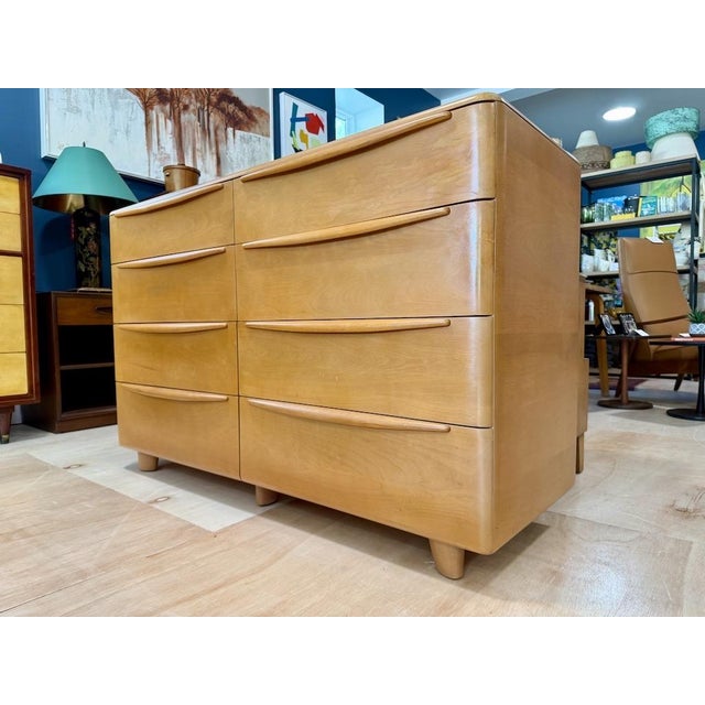 Mid-Century Modern Heywood Wakefield ‘Encore’ Double Dresser Model M524 For Sale - Image 3 of 16