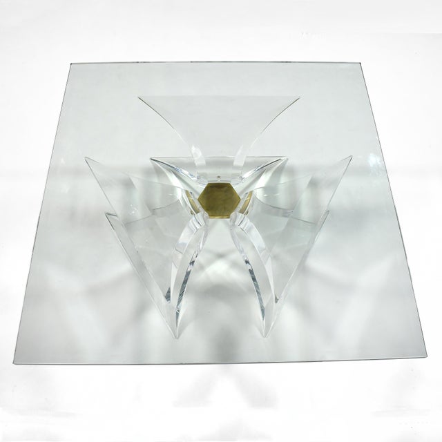 Transparent Lion in Frost Lucite "Tri-Odyessy" Coffee Table For Sale - Image 8 of 9