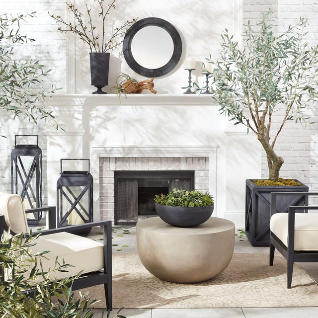 Terrazza Outdoor Lantern Medium For Sale In Chicago - Image 6 of 7