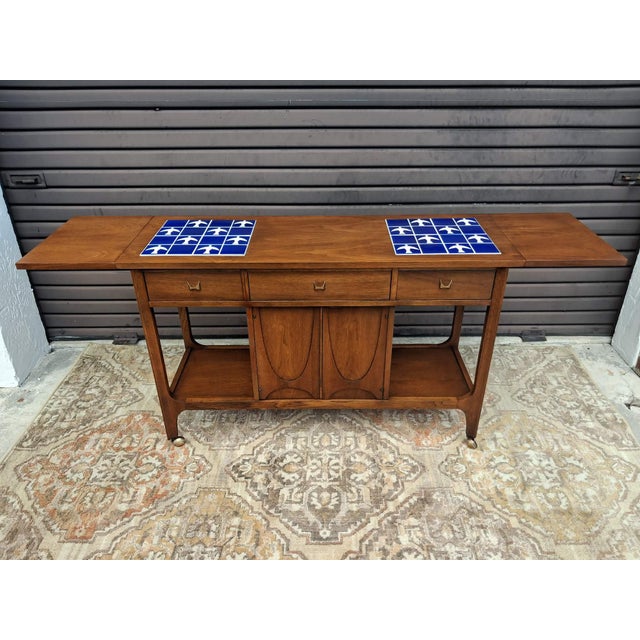 Mid Century Modern Broyhill Brasilia Bar Cart Server. For Sale - Image 9 of 18