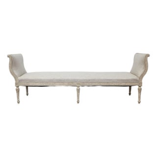 19th Century French Louis XVI Style Painted Daybed with Foliage Carving For Sale