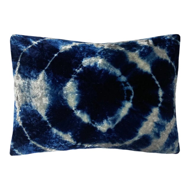 Rousseau Hand Dyed Silk Velvet Pillow, Silver Gray & Indigo Blue Halo Abstract Pattern For Sale