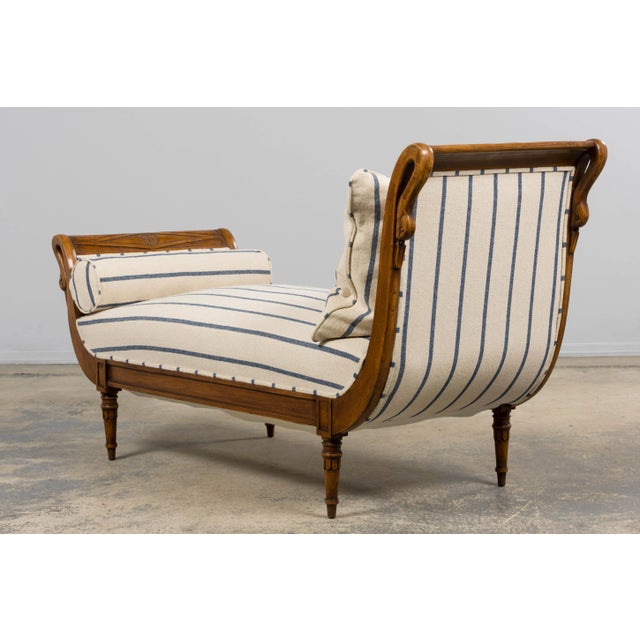 Early 19th Century French Empire Mahogany Recamier in Striped Jacquard For Sale - Image 15 of 18